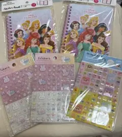 タイルシール　シール帳　プリンセス　クレヨンしんちゃん　キラキラアニマル