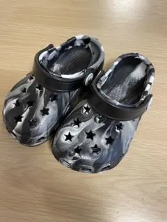 サンダル　13cm クロックス風　西松屋