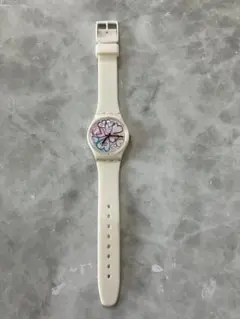 Swatch ハート柄 ホワイトラバーベルト時計