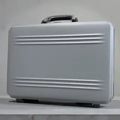 2025年最新】ゼロハリバートン アタッシュケース ポリカーボネートの