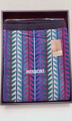 新品未使用 MISSONI 掛け布団 マルチカラー ストライプ150×200 新品未使用 MISSONI 掛け布団 マルチカラー ストライプ150×200