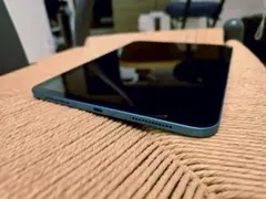Apple iPad 10.9インチ（第10世代）ブルー