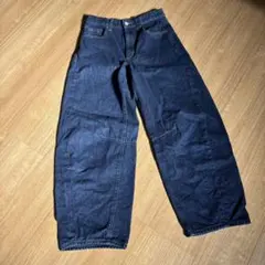 GU バレルレッグジーンズ