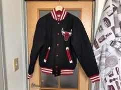 CHICAGO BULLS スタジアムジャケットのサムネイル