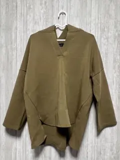 INED CLARO オリーブグリーン フード付きパーカー