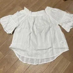 earth オフショルダー フリル袖 トップス M ホワイト