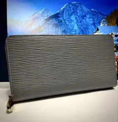 Item thumbnail for item 84fad6d7-4f49-45c4-a116-8816c2e5814e