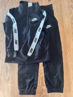 NIKE ジャージ セットアップ 116-122cm