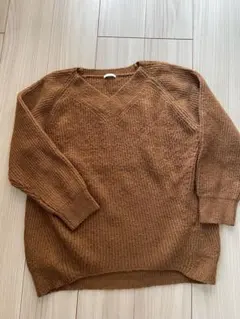 GU レディースブラウン Vネック ニットセーター 長袖