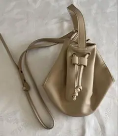 ベージュ ハンドバッグ 調整可能ストラップ