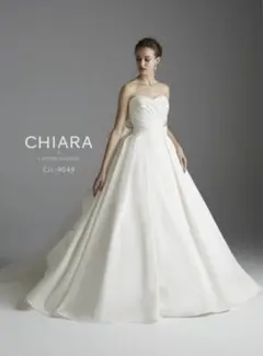 半額以下！ウェディングドレス/CHIARA定価33万円/6号