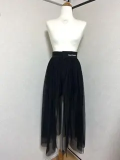 TreatÜrself ブラック チュールスカート風ショートパンツのサムネイル