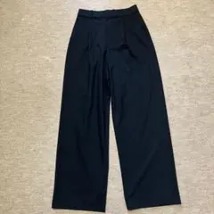 ユニクロ　タックワイドパンツ　Sサイズ
