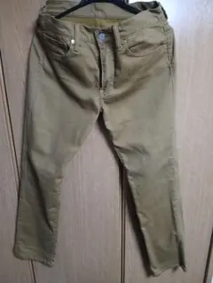 リーバイス　デニム　パンツ 31インチ　ベージュ