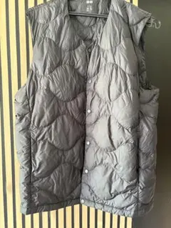 ユニクロ　ウルトラライトダウン　ベスト　黒　メンズ　レディース