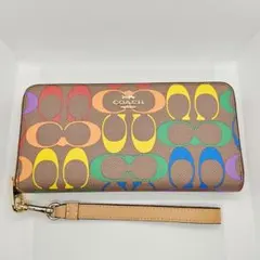 極美品】COACH レインボー シグネチャー 長財布 男女兼用 - メルカリ