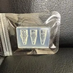 新品未使用◇ クロスモールド シリコンモールド 3Dパーツ 十字架 ネイルパーツ