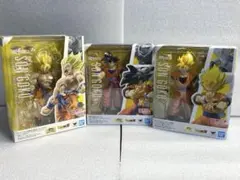 S.H フィギュアーツ　ドラゴンボール　孫悟空　超サイヤ人