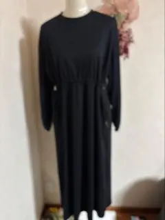 【美品】AZUL ロングワンピース Mサイズ きれいめ シンプル 着回しのサムネイル