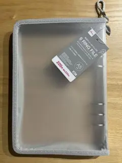 ダイソー A5 6リングファイル 6穴バインダー グレー ジッパー付シール帳