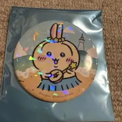 映画ちいかわ⭐︎星ふるスカイツリーとひみつの島　ホログラム缶バッジ　うさぎ