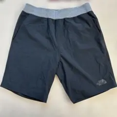 THE NORTH FACE ショートパンツ ブラックのサムネイル