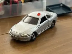 トミカ　ソアラ覆面パトカー