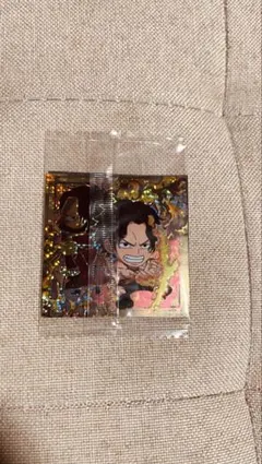 エース ホログラムステッカー 両面 ポートガス•D•エース/ゴール•D•ロジャー