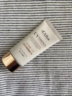 d'Alba UV ESSENCE TONE-UP トーンアップサンクリーム