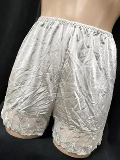 Item thumbnail for item 8a114732-a7a9-4dfe-8ec3-385223f4e14c