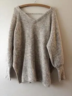 Kastane メランジVあきニットプルオーバー beige