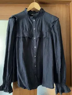 Cloth＆Cross バルーンスリーブVネックブラウス ハグオーワー - メルカリ