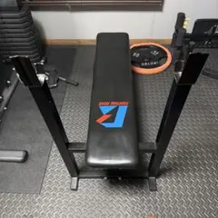 トレーニングベンチ フラットベンチ台 黒 COREBLADE - メルカリ