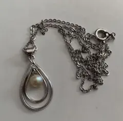 シルバー パール ドロップ型ネックレス
