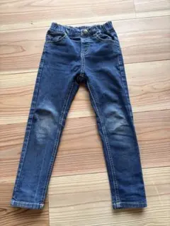 スリムフィット デニムパンツ