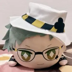 ツイステッドワンダーランド トレイ・クローバー メガジャンボ寝そべり ぬいぐるみ