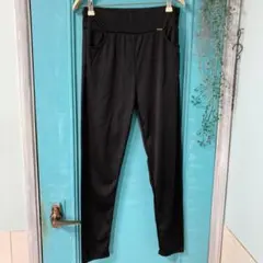 ★まとめ割対象★新品未使用☆レディース 黒 ストレッチ パンツ