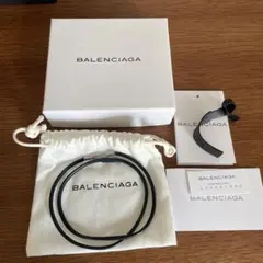 BALENCIAGA レザーバングル ブラック 箱、保存袋、ギャランティ有のサムネイル