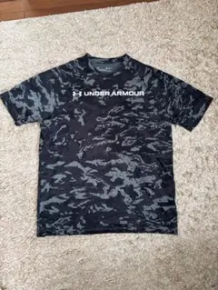UNDER ARMOUR 半袖Tシャツ Mサイズ