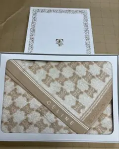 2026年最新】celine ブランケットの人気アイテム - メルカリ