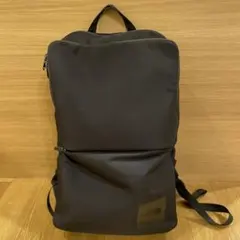 The North Face シャトルデイパック スリム
