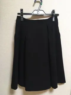 ストロベリーフィールズ 膝丈スカート