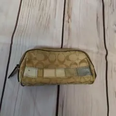 Coach ゴールド ロゴポーチ