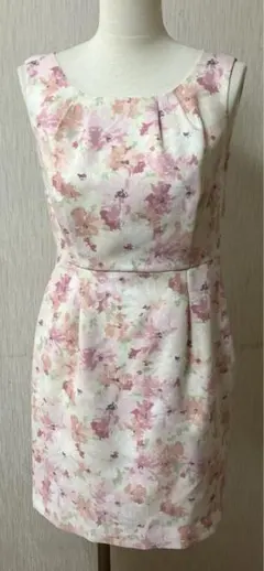LD prime 花柄ノースリワンピース ピンク タイト