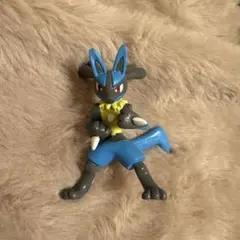 ポケモン フィギュア ルカリオ