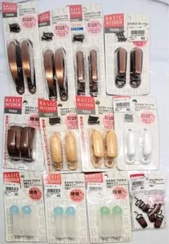 TOSO ふさかけ ロビ ネジ止めタイプ 粘着タイプ 11組➕カーテンクリップ