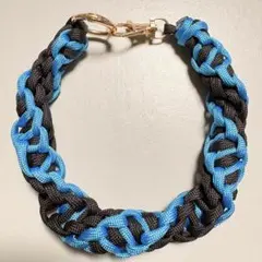 パラコード ハンドストラップ スマホストラップ　ハンドメイド ブラック×ブルー