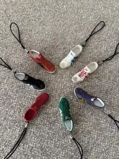 Onitsuka Tiger スニーカーフィギュア ストラップ 11点セット - メルカリ