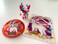 ポケモン☆ニンフィア☆キーホルダー&シール2枚セット☆匿名配送