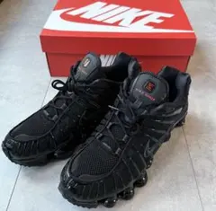 早いもの勝ち‼️NIKE SHOX ブラックスニーカー